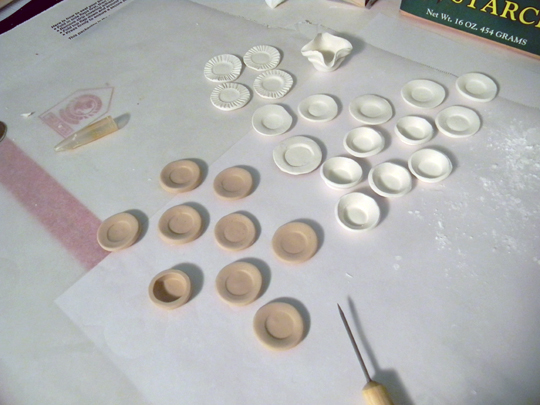 Miniature polymer clay for Dollhouses and roomboxes